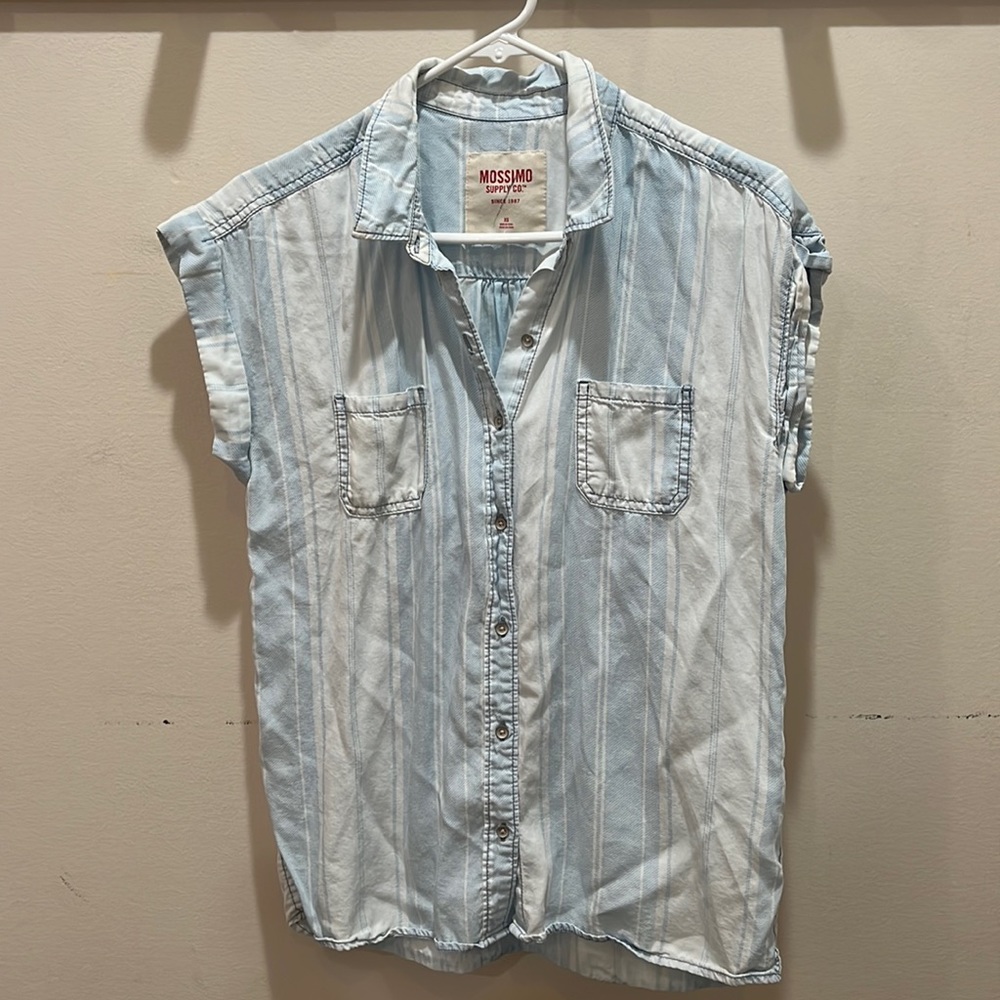 Mossimo Chambray Button Up Blouse
